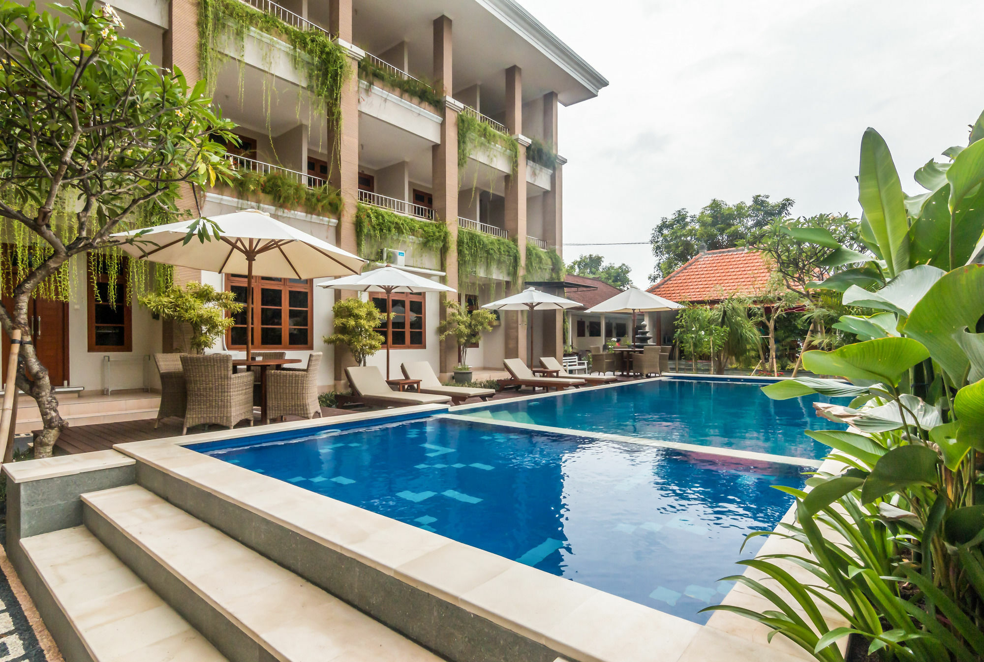 Zen Rooms Basic Kuta Kubu Anyar Екстериор снимка